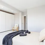 Home2book Spacious Harbour Views, Cruz Апартаменты *
