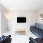 Home2book Spacious Harbour Views, Cruz Апартаменты *