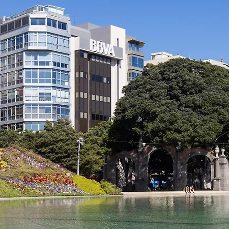 Home2book Spacious Harbour Views, Cruz Apartment