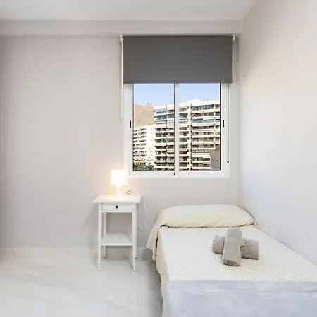 Home2book Spacious Harbour Views, Cruz * Санта-Крус-де-Тенерифе